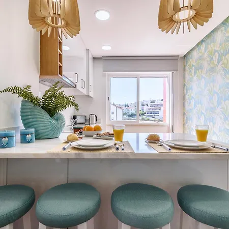 Whome Beachside Getaway Near Train Station Lejlighed *